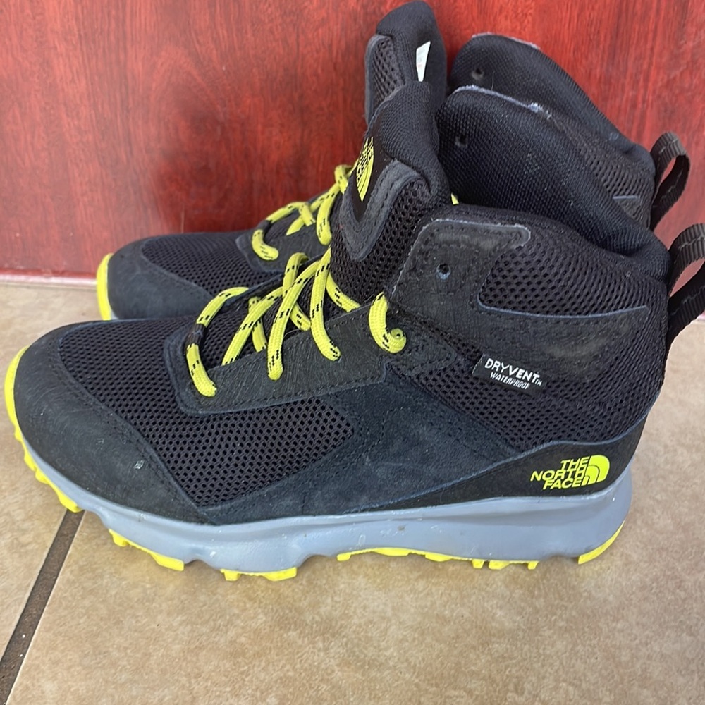 The North Face Kids Black and Yellow Boots - Picture 3 of 7